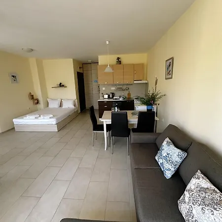 Apartamento Cozy At Gradina